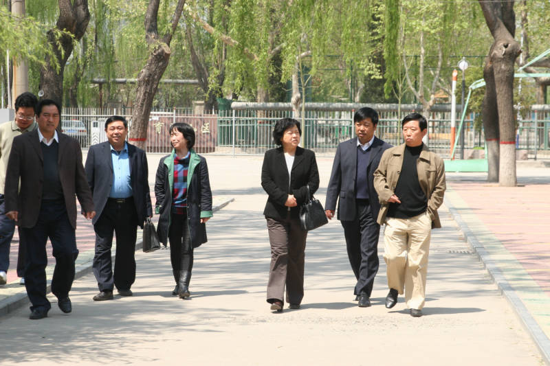 市教育局副中学黄新杰到市高中艺术局长v中学沈阳排行油田图片